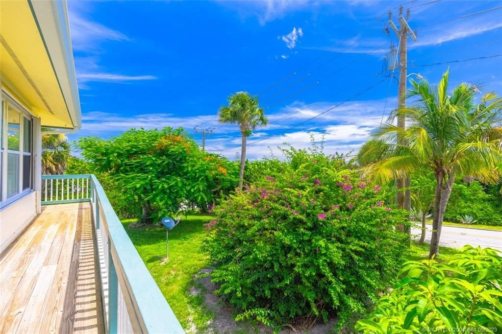 Photo of 1296 NE Oceanview Circle