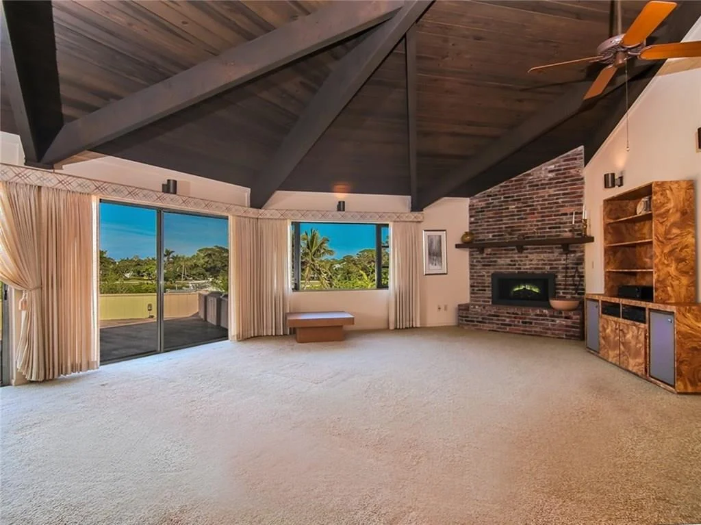 Photo of 1374 NW COCONUT POINT Lane