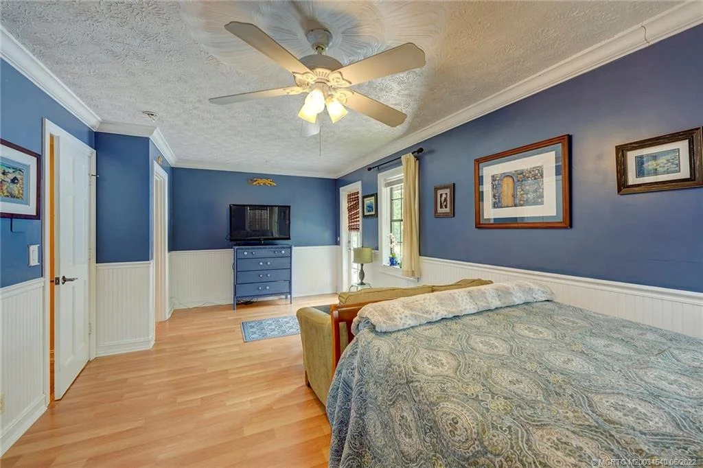 Photo of 3890 SE Quanset Terrace