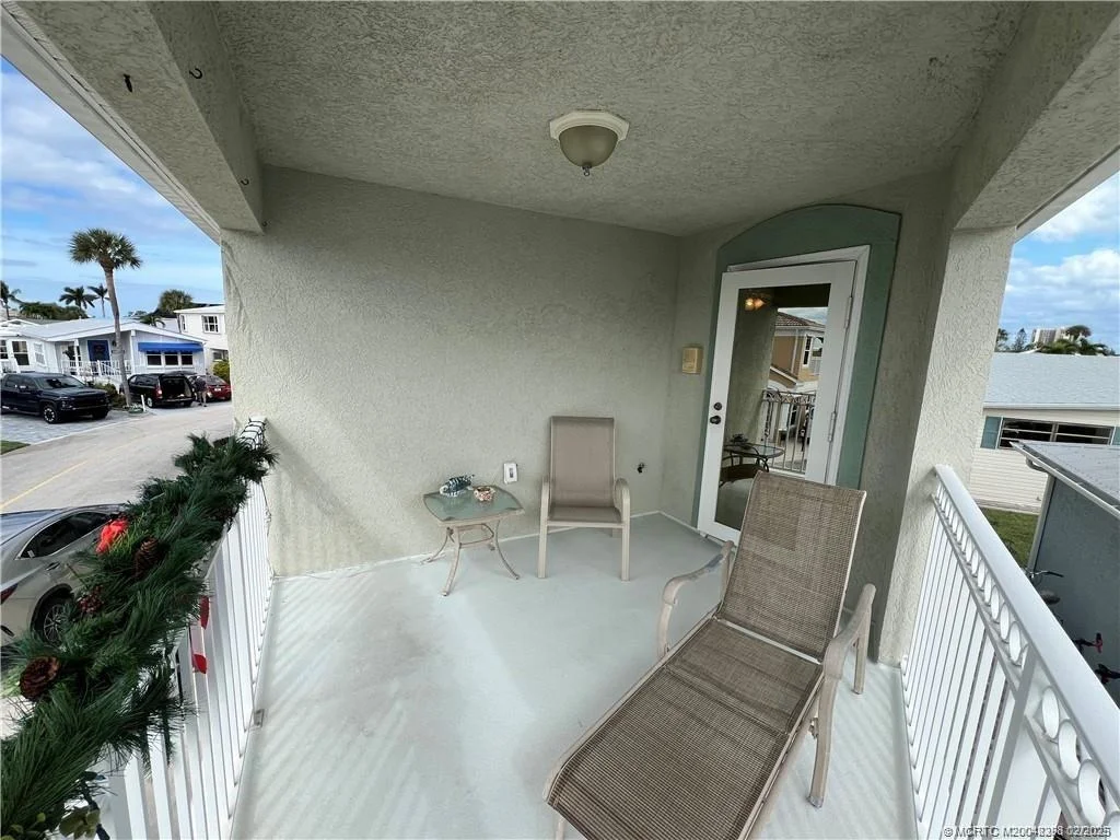 Photo of 993 Nettles Boulevard