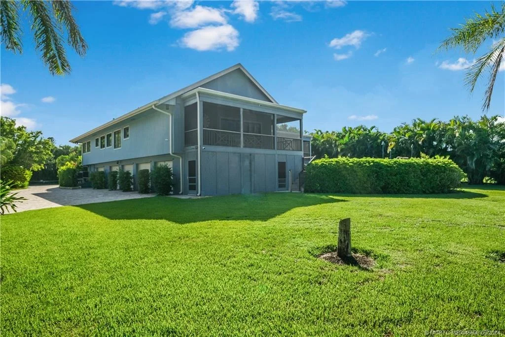 Photo of 12 N Sewalls Point Road