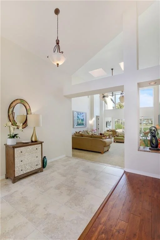 Photo of 6917 SE Harbor Circle
