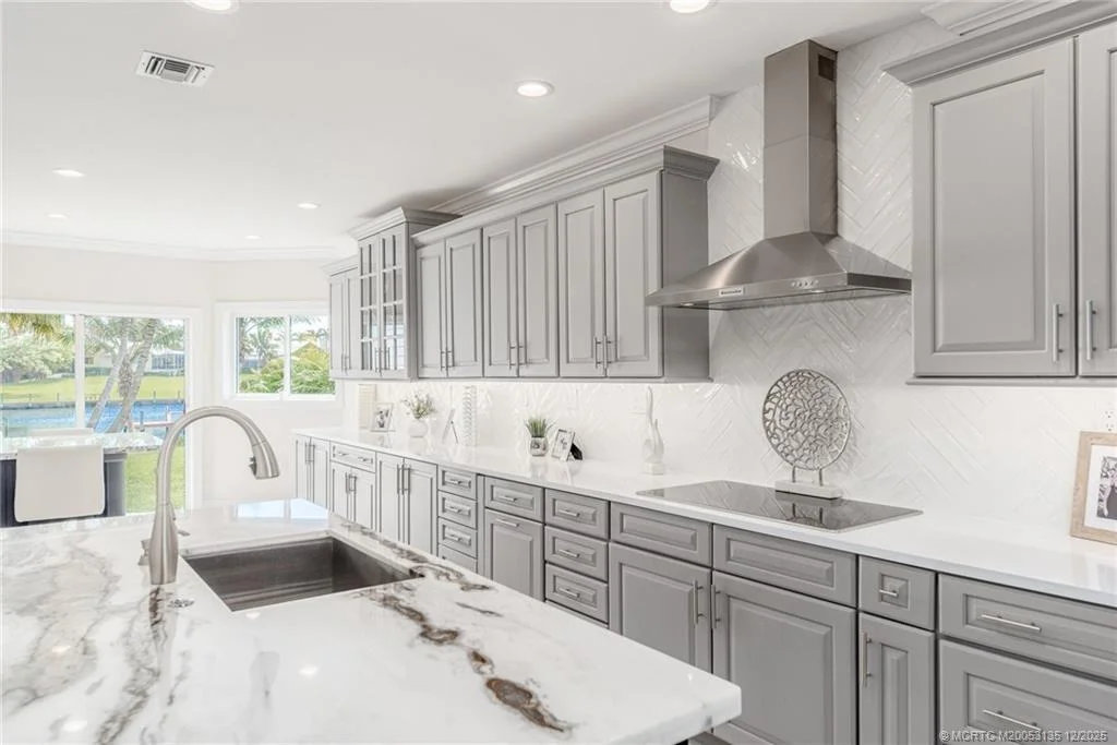 Photo of 3404 SE Inlet Harbor Trail