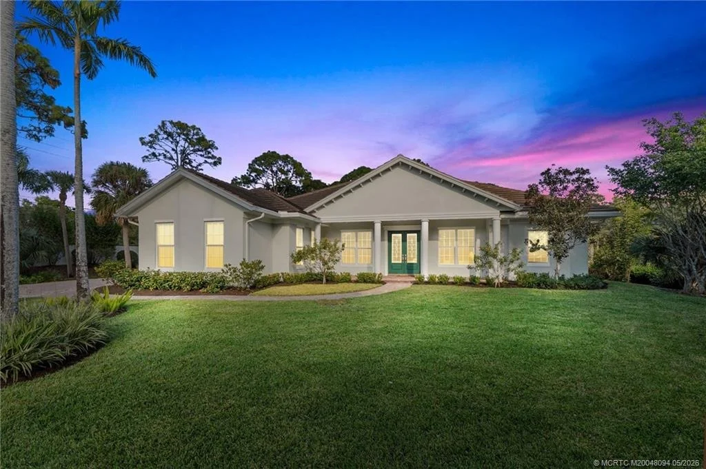 Photo of 1680 SE Cypress Glen Way