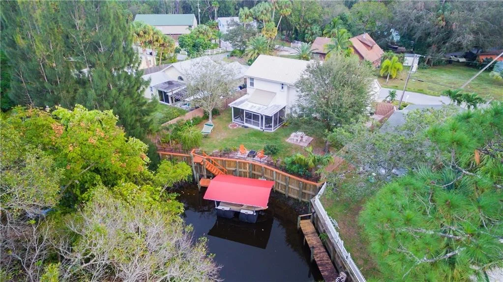 Photo of 485 SW Rustic Circle