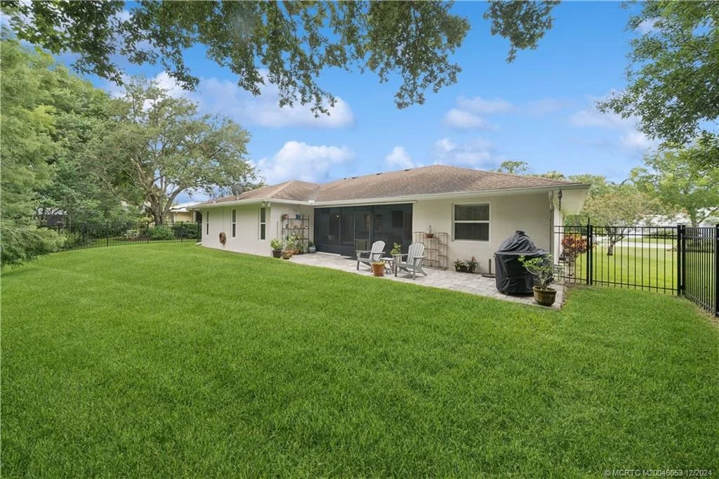 Photo of 516 SE Mill Stream Terrace