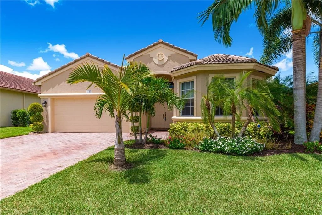 Photo of 1437 SE Legacy Cove Circle