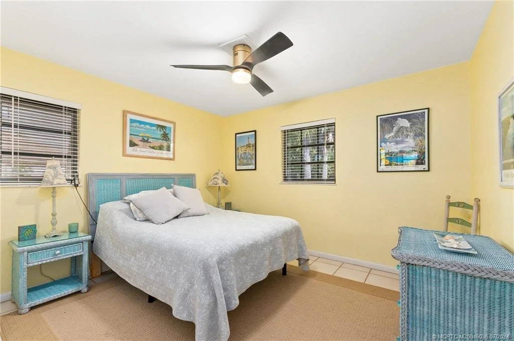 Photo of 4429 SE Bayshore Terrace