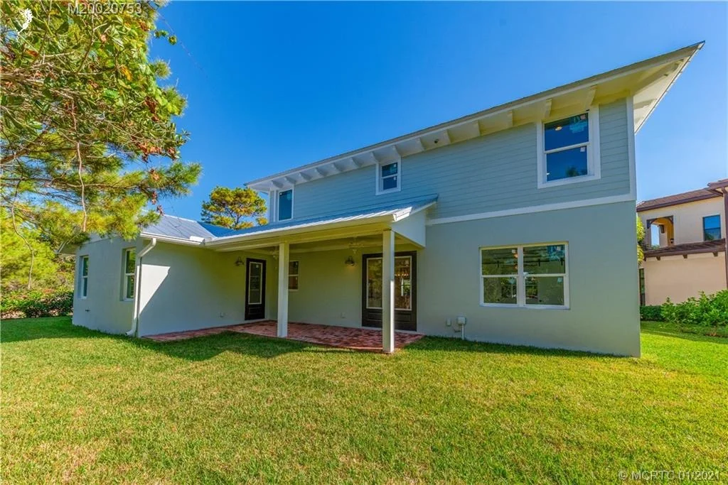 Photo of 1126 NE Post Oak Way