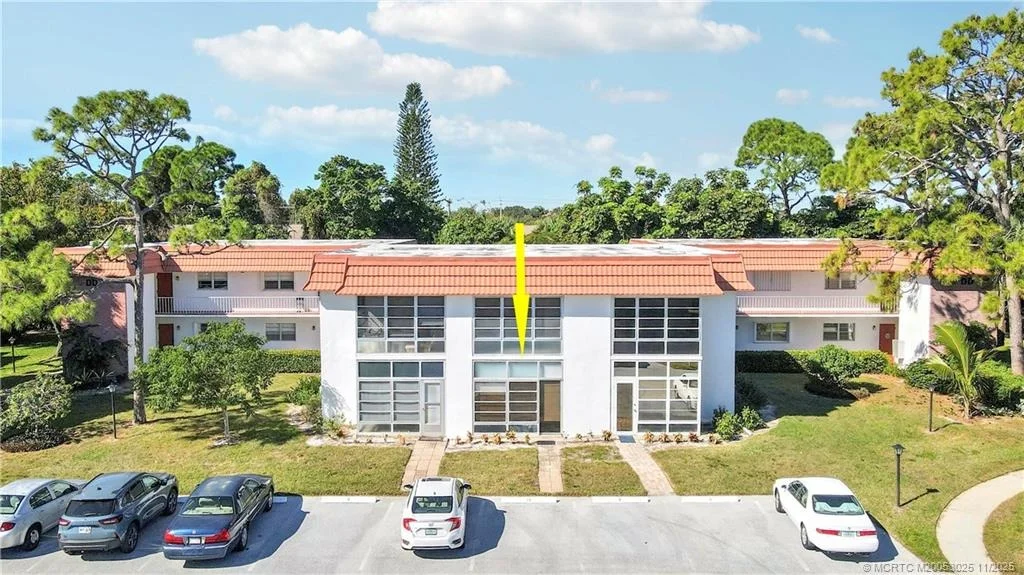 Photo of Unit DD4 at 2600 SE Ocean Boulevard