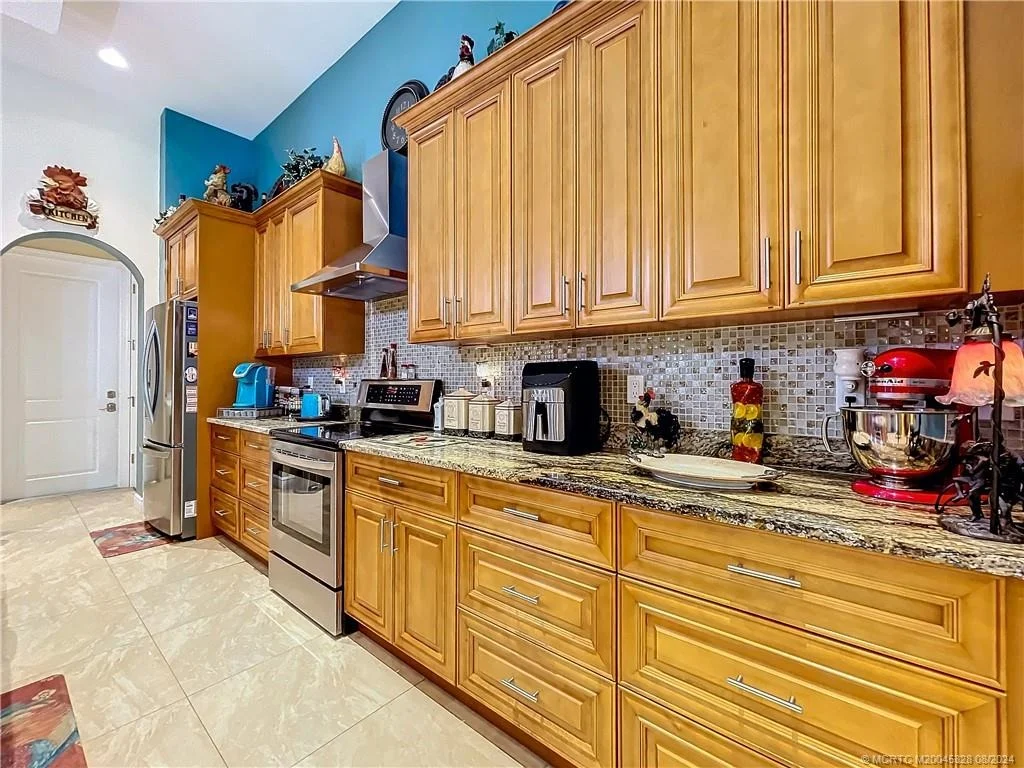 Photo of 4459 SE Bayshore Terrace