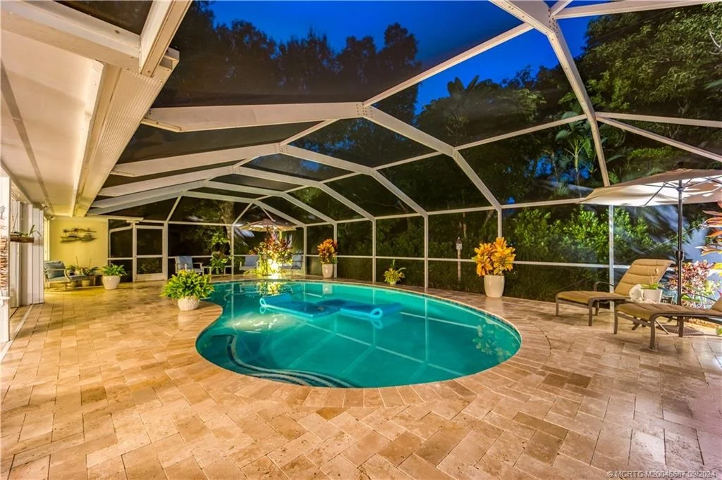 Photo of 6 Pineapple Lane