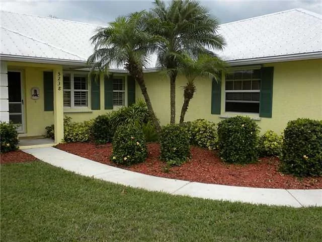Photo of 5238 SE Major Way