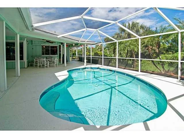 Photo of 4228 SE Rainbows End