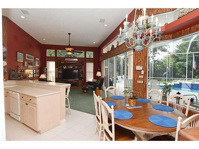 Photo of 330 SE SAINT LUCIE Boulevard