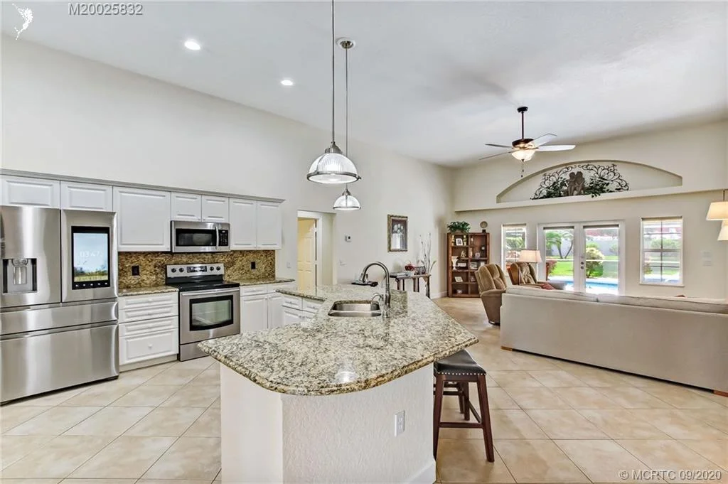 Photo of 3792 SE Fairway W