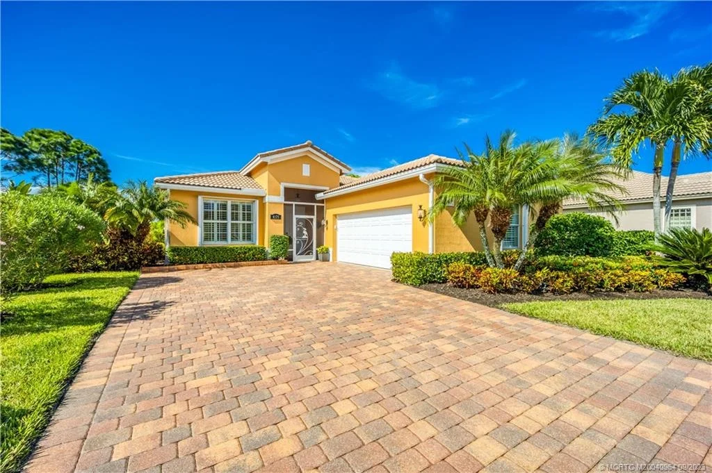 Photo of 4175 NW Oakbrook Circle
