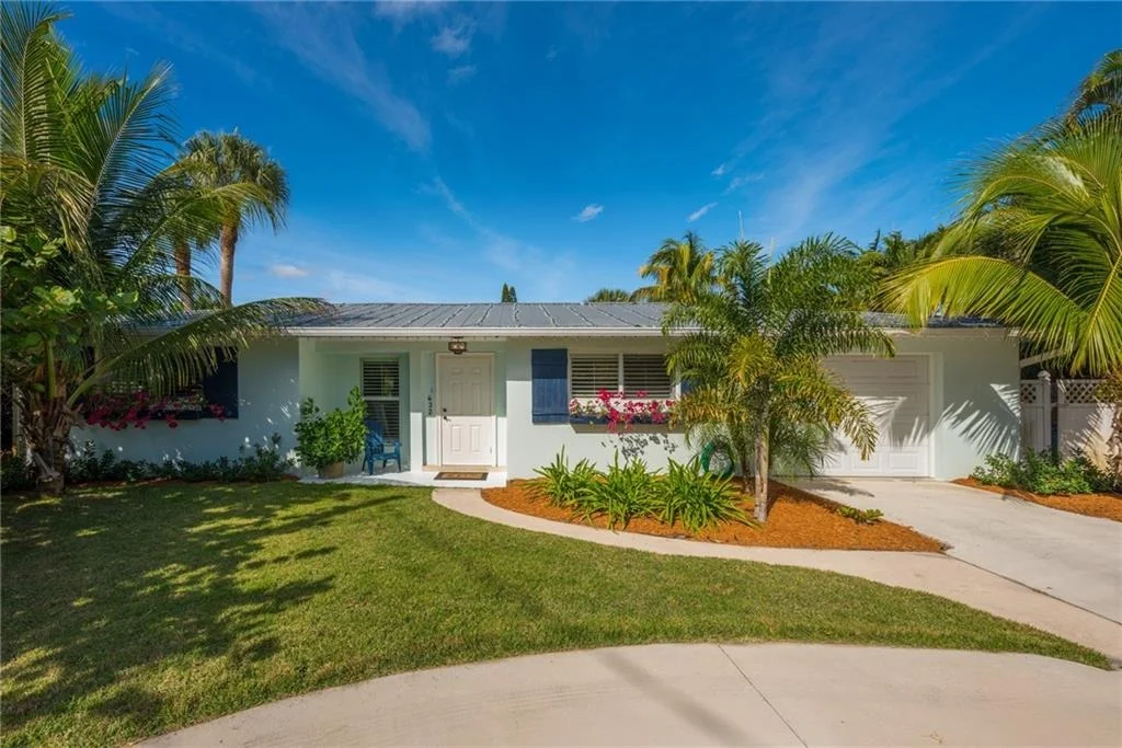 Photo of 432 SE Edgewood Drive