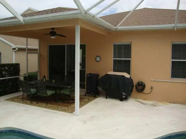Photo of 2432 SE Springtree Place