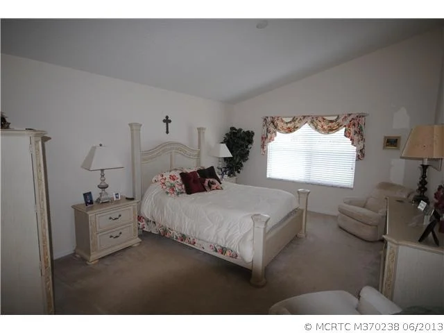 Photo of 7075 SE Twin Oaks Circle