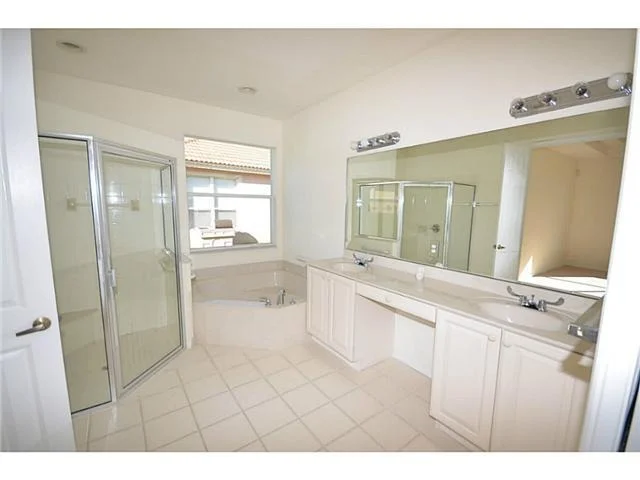Photo of 1383 SE Legacy Cove Circle