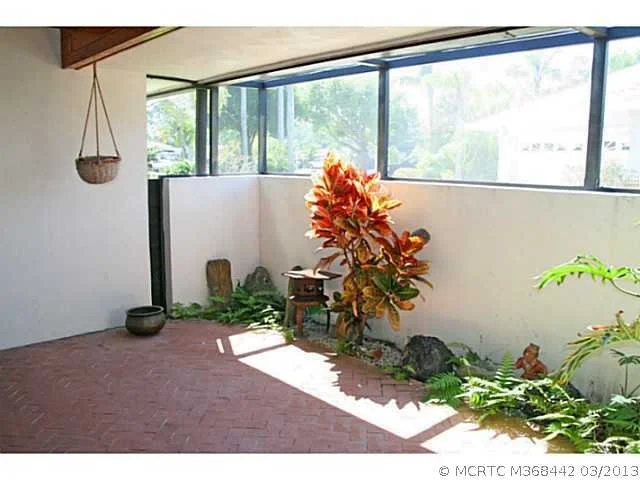 Photo of 884 NW Spruce Ridge Drive