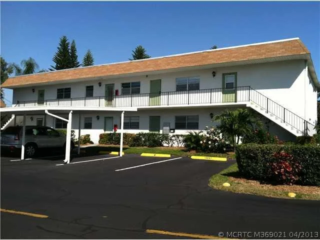 Photo of Unit 5 at 2950 SE Ocean Boulevard