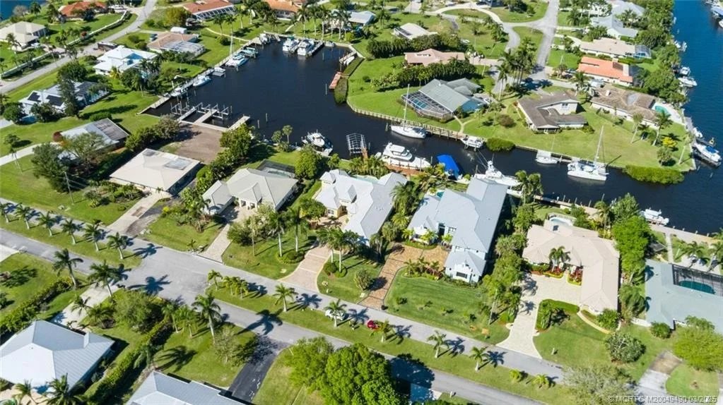Photo of 2492 NW Everglades Boulevard