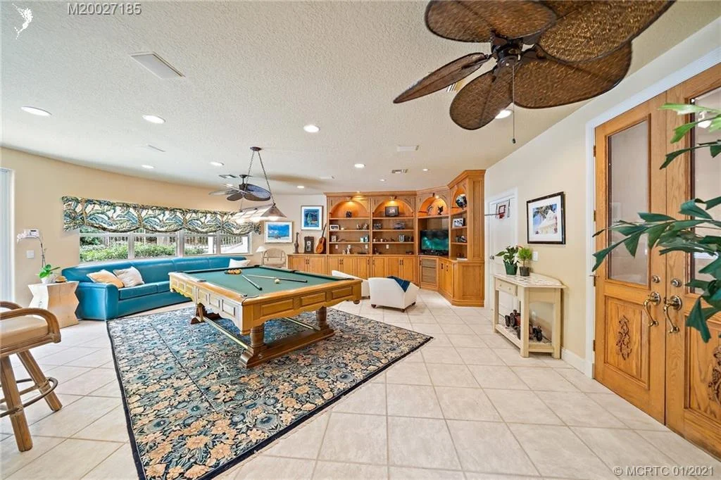 Photo of 31 NE Lofting Way