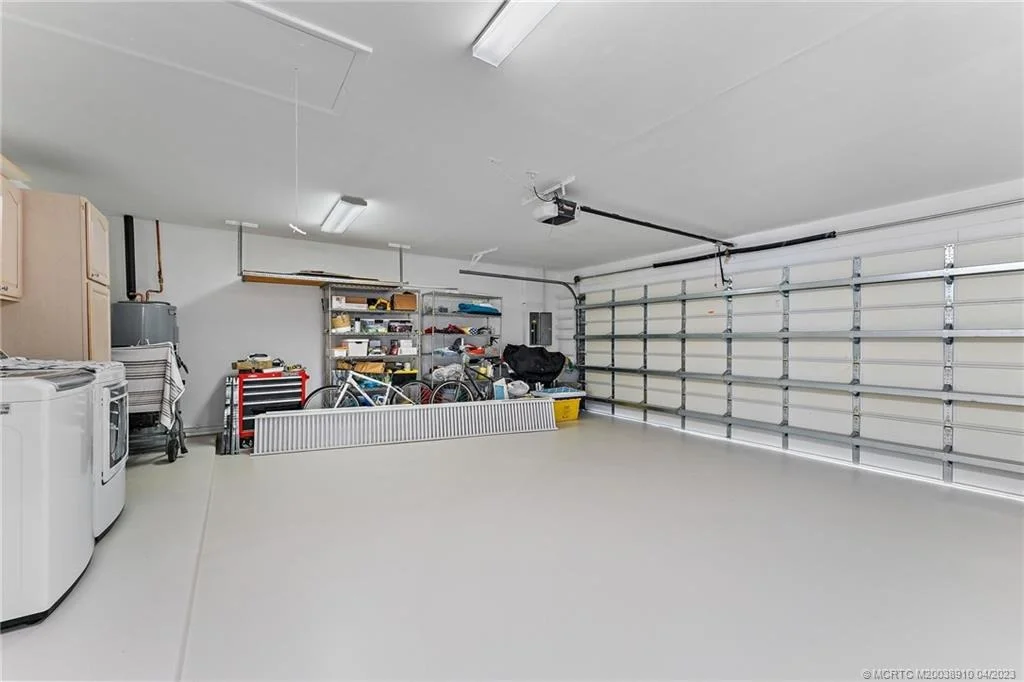 Photo of 17263 Bay Street