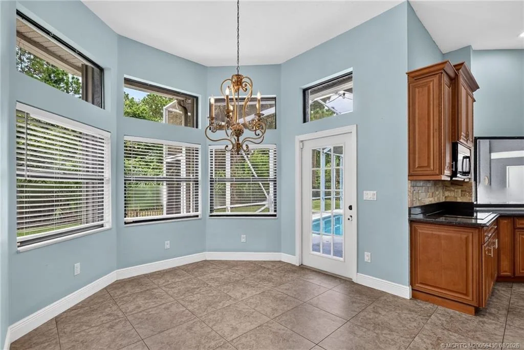 Photo of 672 SE Pin Oak Terrace