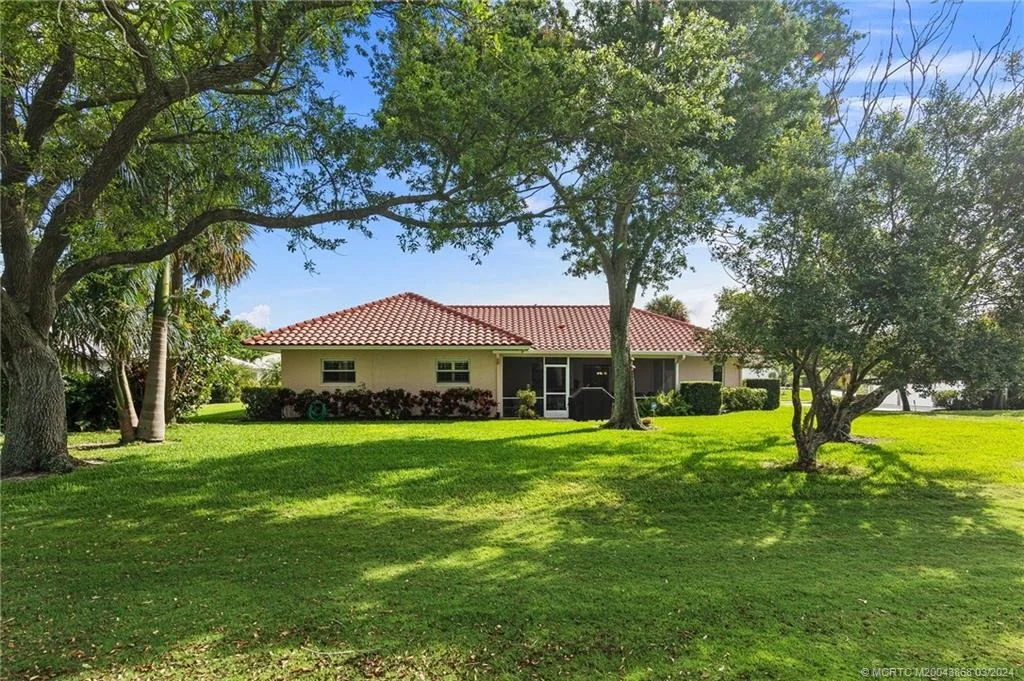 Photo of 4103 SE Fairway E
