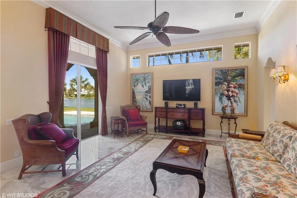 Photo of 7025 SE Harbor Circle