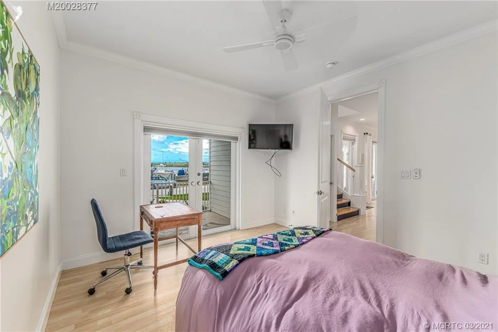 Photo of 5722 SE Nassau Terrace