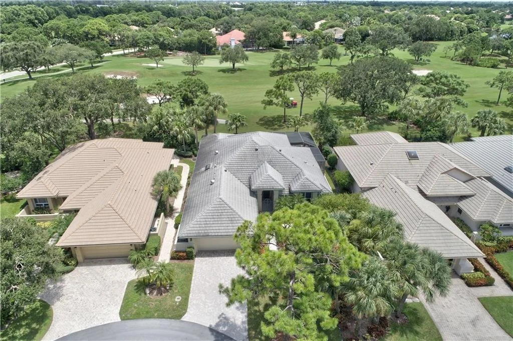 Photo of 3399 SE Cambridge Drive