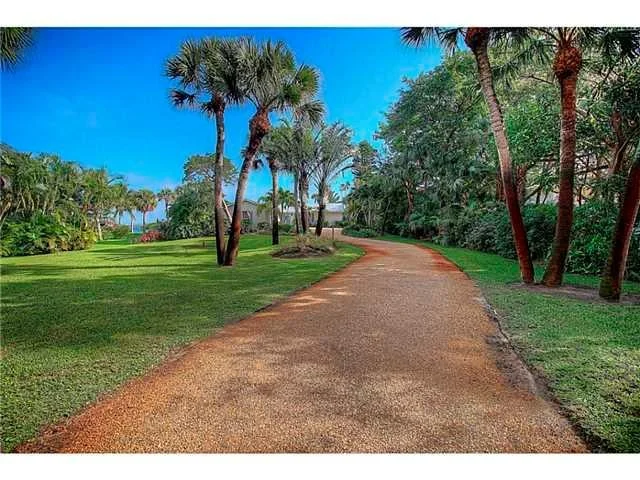 Photo of 62 S Sewalls Point Road