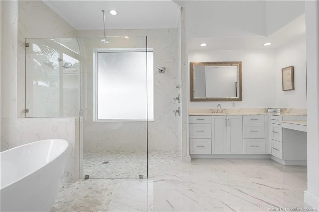 Photo of 2925 SE Dune Drive
