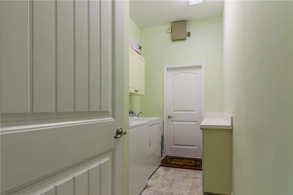Photo of 2430 NW Hummingbird Circle