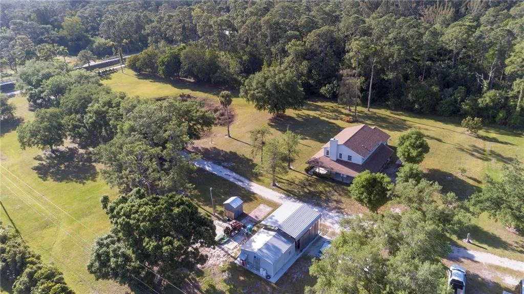 Photo of 1677 D Road