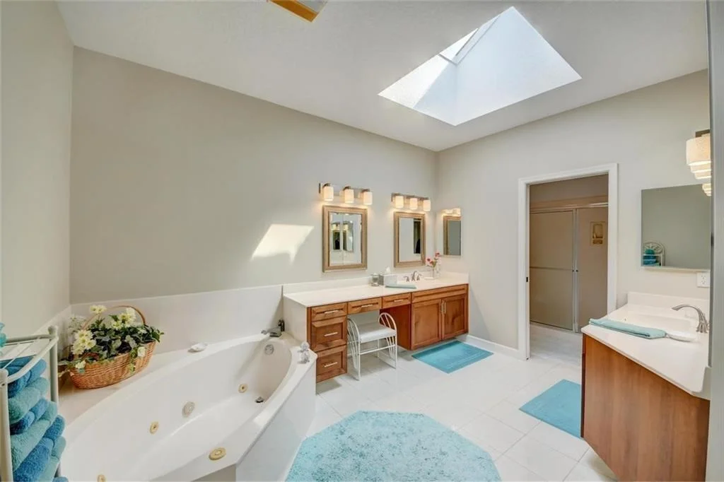 Photo of 3312 SE Cambridge Drive