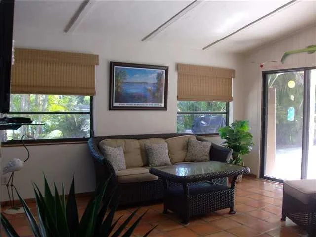 Photo of 4323 SE Bayshore Terrace