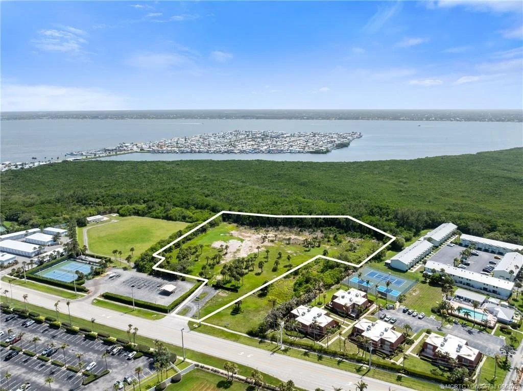 Photo of 9475 S Ocean Drive