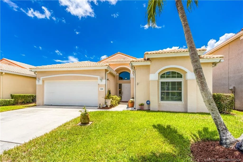 Photo of 7039 SE Twin Oaks Circle
