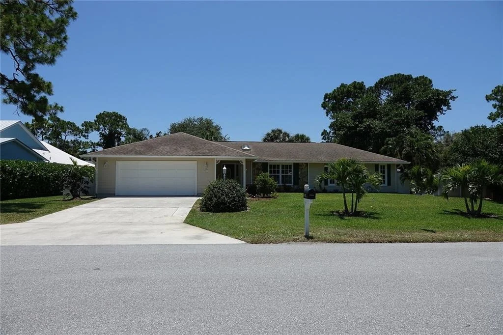Photo of 2864 NE Rosetree Drive