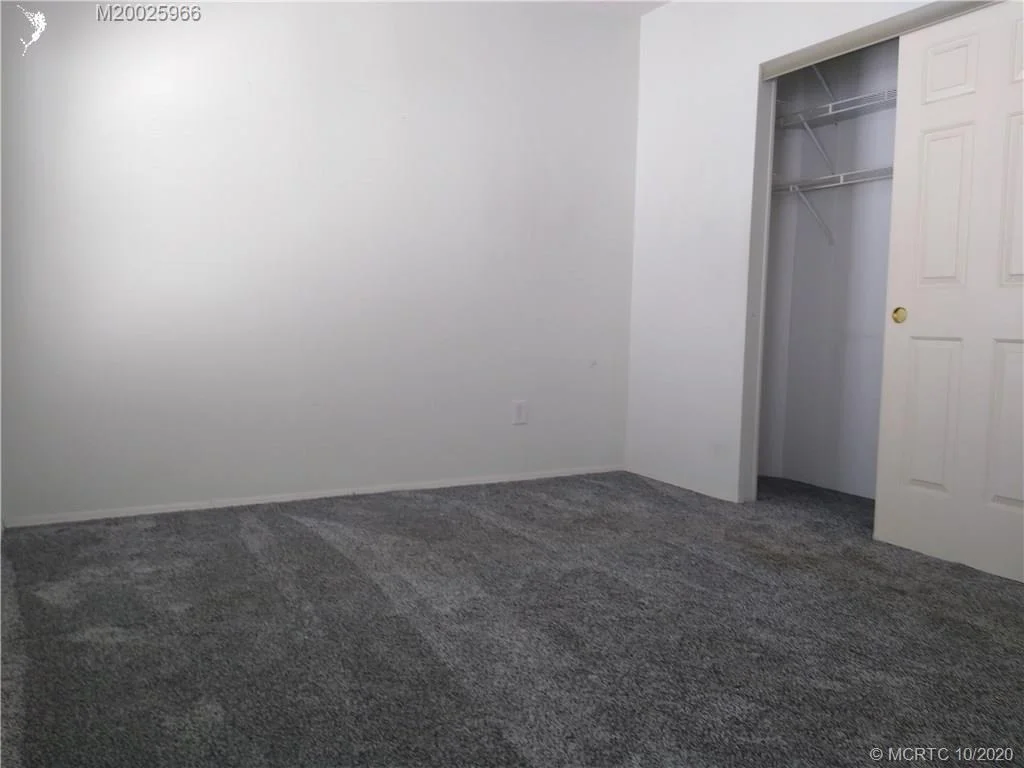 Photo of 131 SE Paradise Pl Place