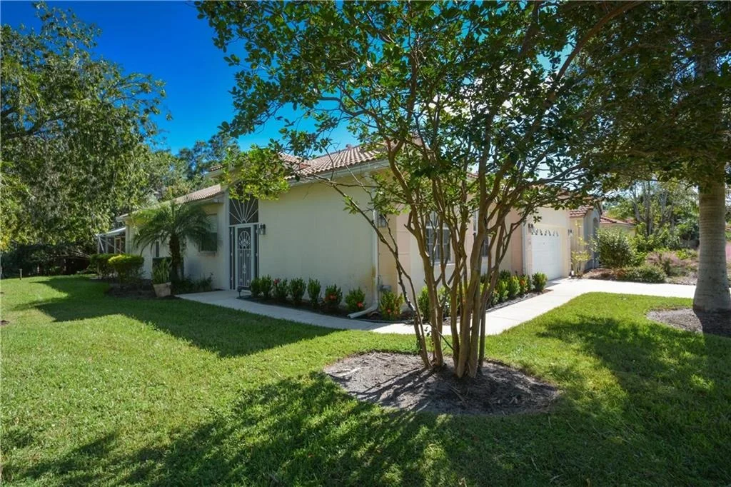 Photo of 3408 SE Fairway Oaks Trail