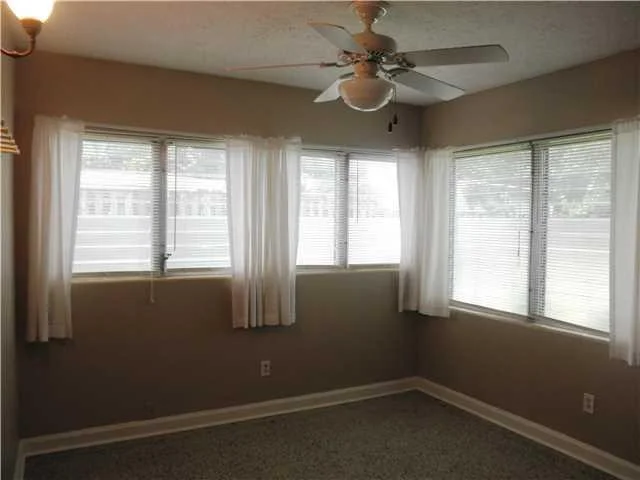 Photo of 802 SE Stafford Drive