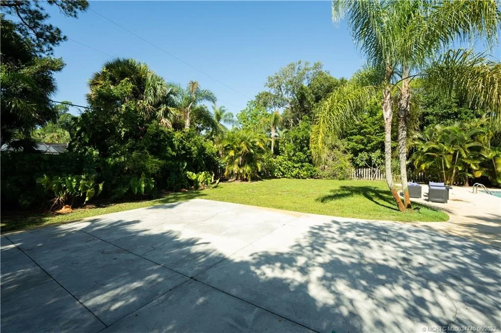 Photo of 803 NW Spruce Ridge Drive