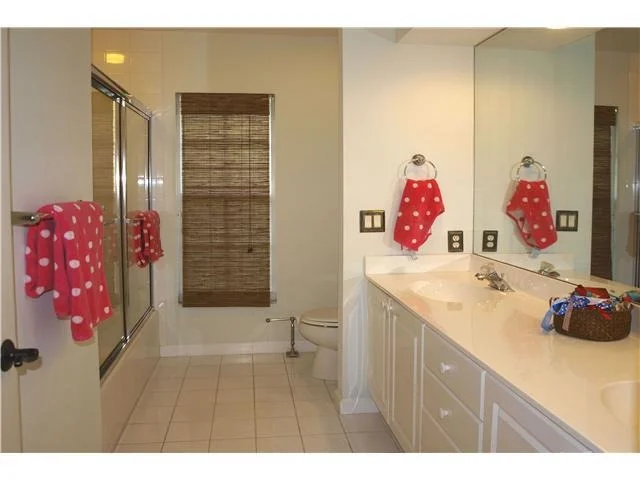 Photo of 2 CASTLE HILL Way