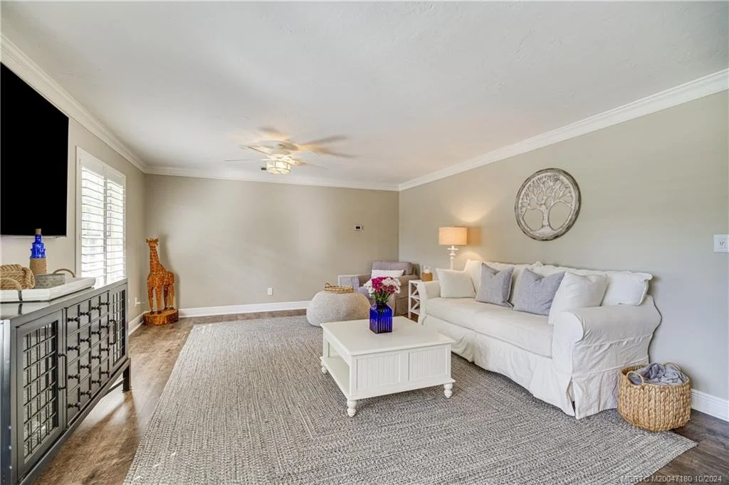 Photo of 1119 NW Fork Road